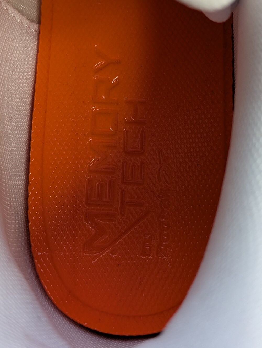 Reebok White Black Sneakers Energen Lux - Picture 5 of 7